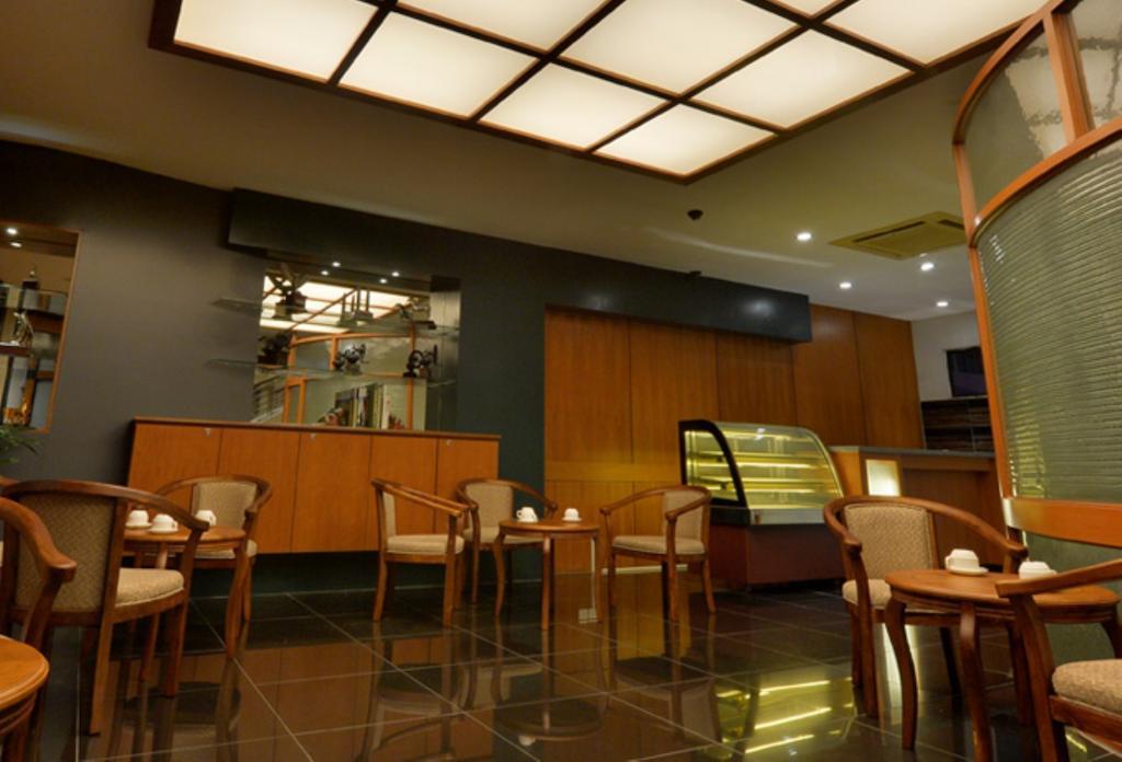 Asiana Hotel Кота-Кинабалу Экстерьер фото